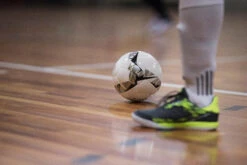 Kipsta Futsal Ball FS900 63 Cm - White/Grey -Palmeiras Shop k0872719d9c4a6c721f2605e783317cca