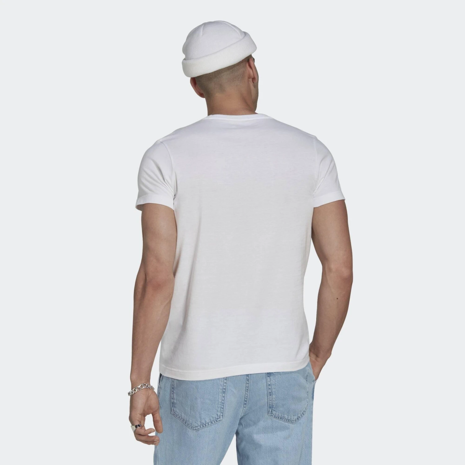 ADIDAS Real Madrid 2022 Winner Tee 6 ADIDAS Real Madrid 2022 Winner Tee - Image 4