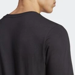 ADIDAS Juventus Graphic Tee -Palmeiras Shop k2d5ac6fbbb74d6ee2d57b86591e2dba7