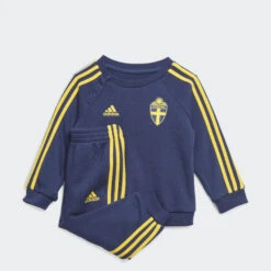 ADIDAS Sweden Baby Jogger Set -Palmeiras Shop k38f60ee5e5b6a47bf4885a08da760da9