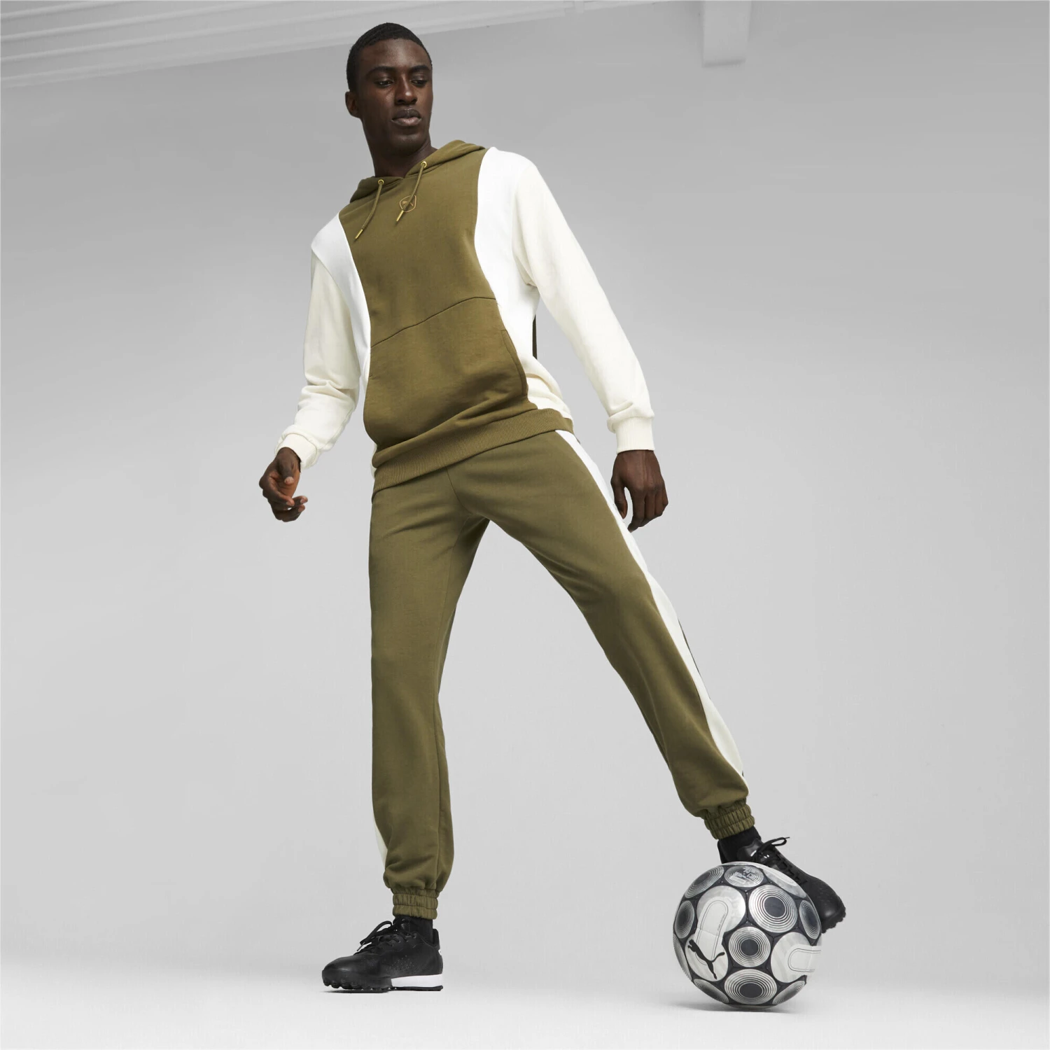 PUMA Mens KING MATCH TT Football Boots - PUMA Black 5 PUMA Mens KING MATCH TT Football Boots - PUMA Black - Image 3