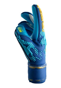 Reusch Attrakt Freegel Aqua Windproof Goalkeeper Gloves -Palmeiras Shop k4c1c747a2c4990fceae0d789001b1c73