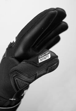 Reusch Attrakt Freegel Infinity Goalkeeper Glove Black -Palmeiras Shop k6db4795fded3f34821cafdc9938a7e6c