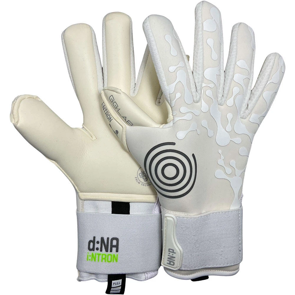 GG:LAB I:NTRON FINGER PROTECTION Goalkeeper Gloves 3 GG:LAB I:NTRON FINGER PROTECTION Goalkeeper Gloves