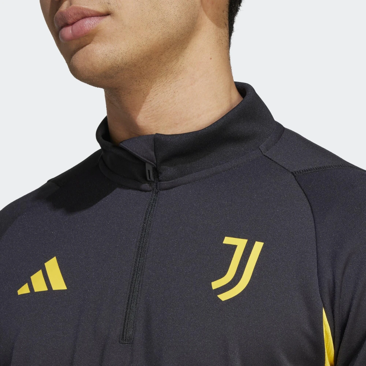 ADIDAS Juventus Tiro 23 Training Top 6 ADIDAS Juventus Tiro 23 Training Top - Image 4