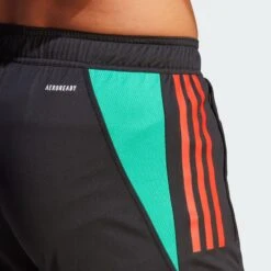 ADIDAS Manchester United Tiro 23 Training Shorts 11 ADIDAS Manchester United Tiro 23 Training Shorts -Palmeiras Shop k83ef3eafdeacefd0ade2d9f170918f02