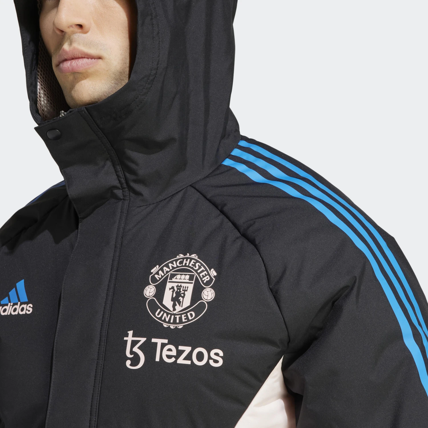 ADIDAS Manchester United Condivo 22 Stadium Parka 6 ADIDAS Manchester United Condivo 22 Stadium Parka - Image 4