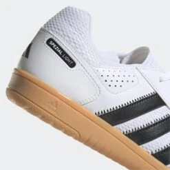 ADIDAS Adult Futsal Spezial Light - White -Palmeiras Shop k976f6c47846e0eaaf9b4ac9dbf051335