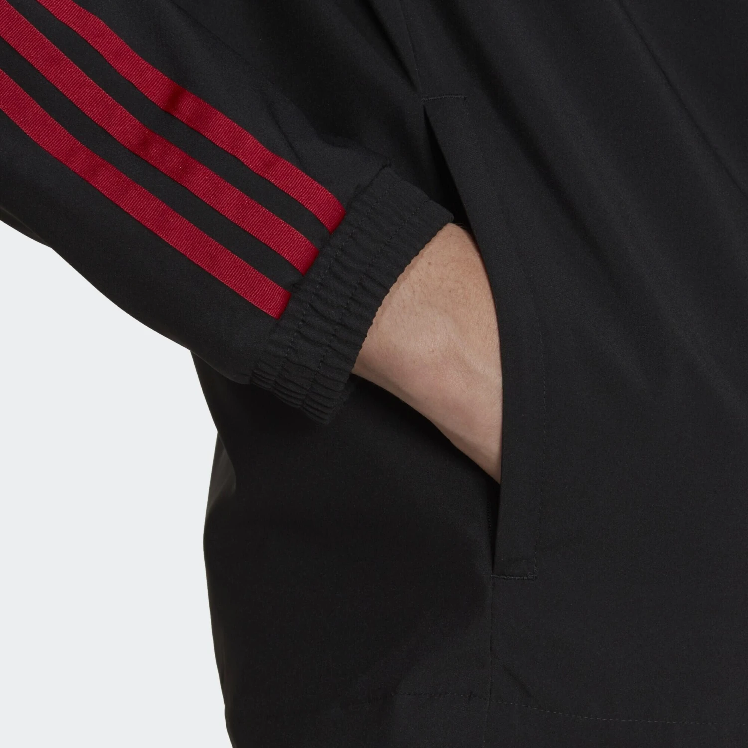 ADIDAS FIFA World Cup 2022™ Official Emblem Woven Jacket 7 ADIDAS FIFA World Cup 2022™ Official Emblem Woven Jacket - Image 5