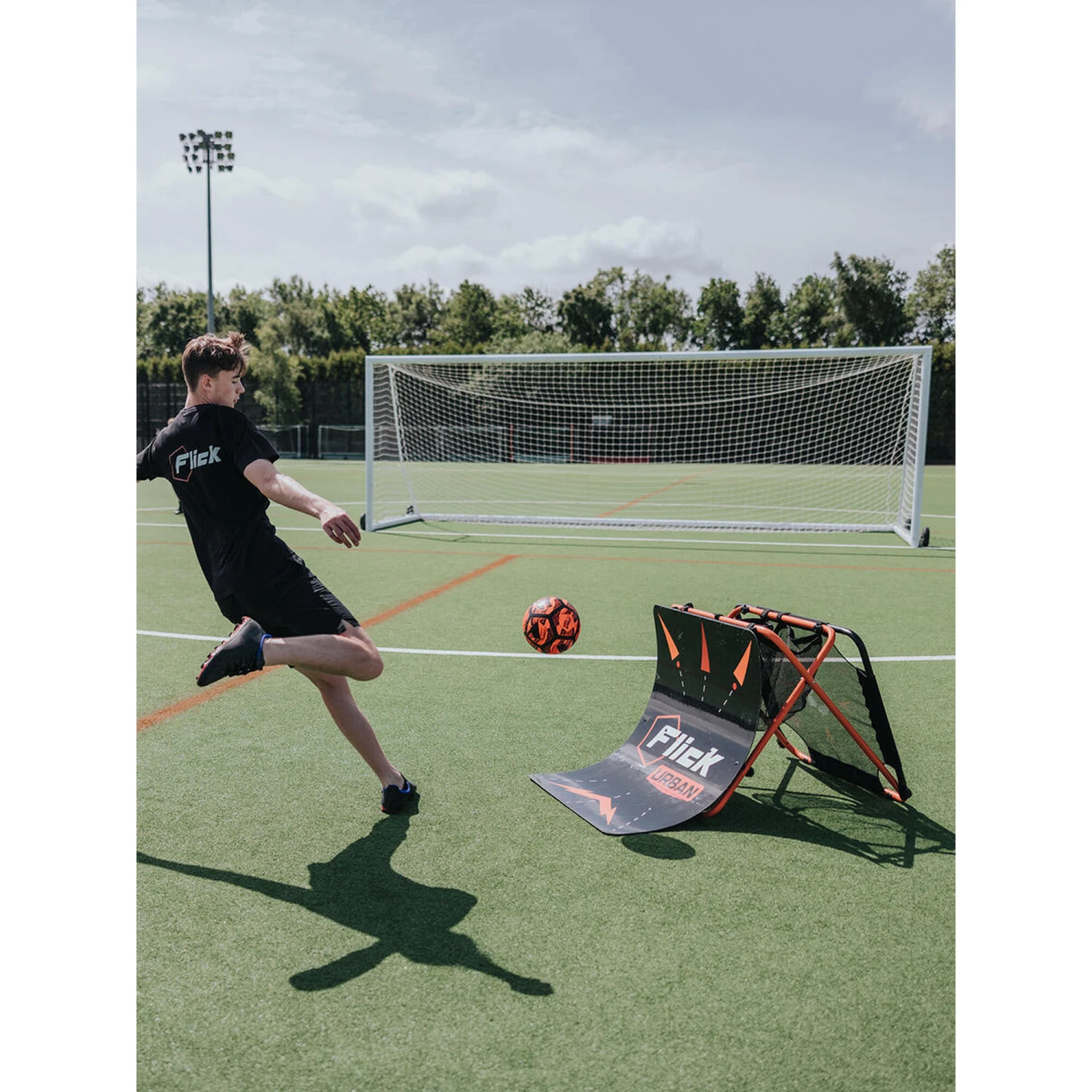 Football Flick Urban Skills Training Rebounder And Net 7 Football Flick Urban Skills Training Rebounder And Net - Image 5