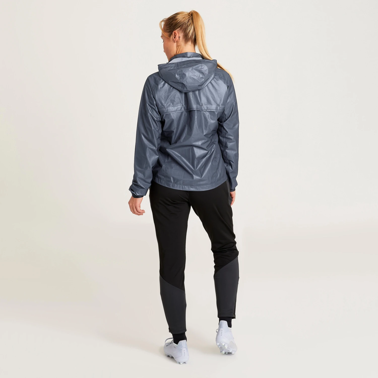 Kipsta Women's Football Rain Jacket 16 Kipsta Women's Football Rain Jacket - Image 14
