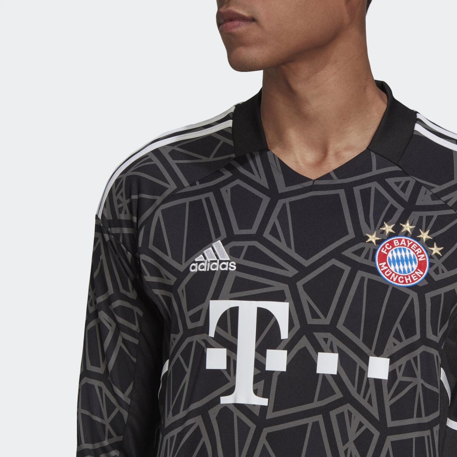 ADIDAS FC Bayern 22/23 Goalkeeper Jersey 5 ADIDAS FC Bayern 22/23 Goalkeeper Jersey - Image 4