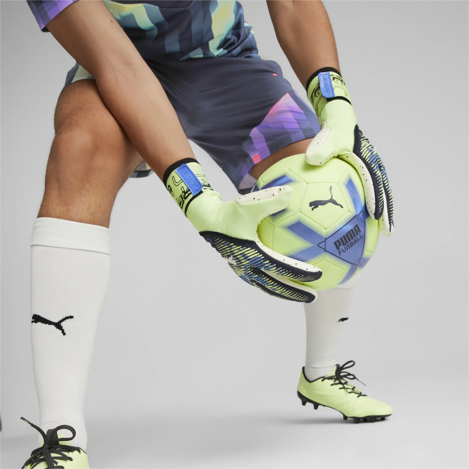 Puma ULTRA ULTIMATE 1 NC Goalkeeper Gloves 4 Puma ULTRA ULTIMATE 1 NC Goalkeeper Gloves - Image 2